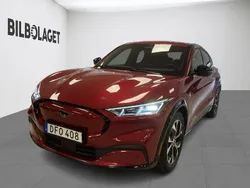 Röd Begagnad 2022 Ford Mustang Mach-E Standard Range SUV | 369 800 kr (Bra pris)