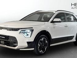 Vit (white) Begagnad 2022 Kia e-Niro SUV | 319 900 kr (Lite dyr)