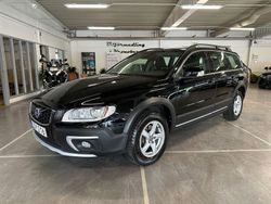 Svart Begagnad 2016 Volvo XC70 Momentum SUV | 159 900 kr (Marknadspris)