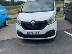 Vit Begagnad 2016 Renault Trafic Van | 55 000 kr