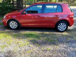 Röd Begagnad 2010 VW Golf VI Halvkombi | 35 000 kr (Superpris)