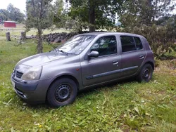 Grå Begagnad 2002 Renault Clio II Halvkombi | 5 000 kr (Superpris)