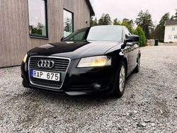 Svart Begagnad 2009 Audi A3 Sportback Comfort Halvkombi | 59 000 kr (Marknadspris)