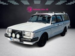 Vit Begagnad 1990 Volvo 240 Kombi | 69 900 kr