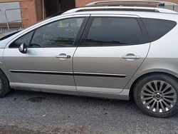 Grå Begagnad 2006 Peugeot 407 Kombi | 23 000 kr (Marknadspris)