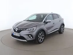 Grå Begagnad 2023 Renault Captur SUV | 245 000 kr