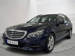 Mörkblå Begagnad 2015 Mercedes E250 Avantgarde Kombi | 151 500 kr