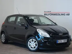 Svart Begagnad 2012 Hyundai i20 Select Halvkombi | 99 500 kr (Dyr)