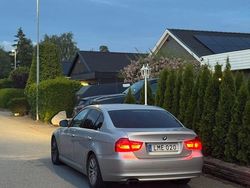 Begagnad 2009 BMW 325 Sedan | 78 000 kr (Marknadspris)
