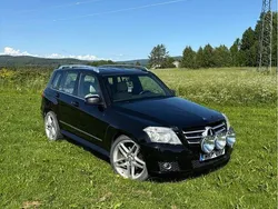 Svart Begagnad 2009 Mercedes GLK320 SUV | 115 000 kr (Marknadspris)