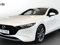 Vit Begagnad 2019 Mazda 3 Halvkombi | 219 000 kr (Marknadspris)