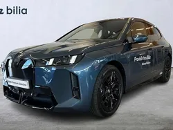 Blå Begagnad 2025 BMW iX M Sport SUV | 979 900 kr