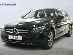 Svart Begagnad 2016 Mercedes C350e Kombi | 229 900 kr