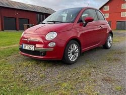 Röd Begagnad 2015 Fiat 500 Lounge Halvkombi | 57 000 kr (Marknadspris)