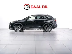 Svart Begagnad 2018 Lexus NX300h Sport Line SUV | 349 700 kr (Marknadspris)
