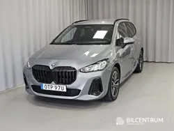 Grå Begagnad 2024 BMW 225 Active Tourer M Sport Minibuss | 419 900 kr (Dyr)