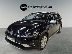 Svart Begagnad 2017 VW Golf Alltrack Kombi | 159 900 kr (Marknadspris)