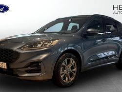 Blå (blue) Begagnad 2020 Ford Kuga ST-Line SUV | 249 000 kr (Marknadspris)