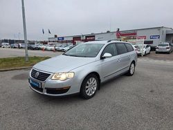 Silver Begagnad 2005 VW Passat Trendline Kombi | 64 900 kr