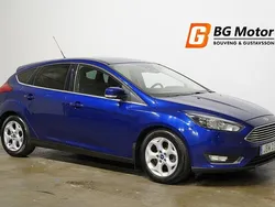 Blå Begagnad 2015 Ford Focus Titanium Halvkombi | 79 600 kr (Dyr)