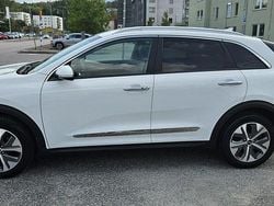 Vit Begagnad 2021 Kia e-Niro Advance SUV | 285 000 kr (Marknadspris)
