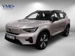 Ljusgrå Begagnad 2022 Volvo XC40 Core SUV | 369 000 kr