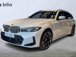Vit Begagnad 2024 BMW 330e M Sport Kombi | 494 900 kr
