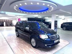 Svart Begagnad 2015 Lancia Voyager Minibuss | 149 500 kr (Marknadspris)