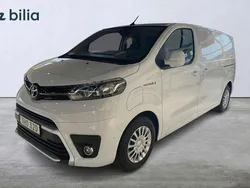 Vit Ny 2024 Toyota Proace Van | 449 875 kr (Superpris)