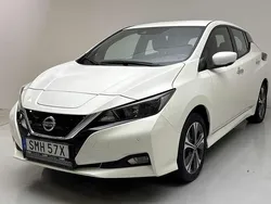 Vit Begagnad 2022 Nissan Leaf Acenta Halvkombi | 165 000 kr (Marknadspris)