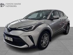 Silver Begagnad 2022 Toyota C-HR SUV | 309 900 kr (Marknadspris)