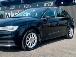 Svart Begagnad 2015 Audi A3 Sportback Attraction Halvkombi | 104 900 kr (Marknadspris)
