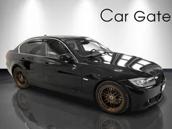 Svart Begagnad 2006 BMW 330 Comfort Edition Sedan | 69 900 kr (Bra pris)