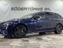 Mörkblå Begagnad 2020 Mercedes E300 AMG Kombi | 389 900 kr (Marknadspris)
