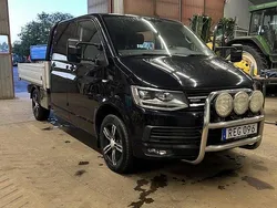 Svart Begagnad 2017 VW T6 Van | 255 000 kr (Marknadspris)