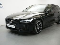 Svart Begagnad 2020 Volvo V60 R-Design Kombi | 359 900 kr