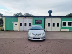 Silver Begagnad 2009 Toyota Avensis Business Edition Kombi | 47 000 kr (Marknadspris)
