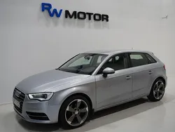 Silver Begagnad 2014 Audi A3 Sportback Attraction Halvkombi | 119 800 kr (Marknadspris)