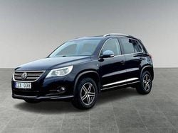 Svart Begagnad 2009 VW Tiguan R-line SUV | 89 900 kr (Bra pris)