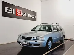 Ljusgrå Begagnad 1999 Toyota Corolla Kombi | 39 900 kr (Superpris)