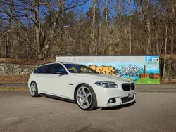 Vit Begagnad 2011 BMW 520 Shadowline Kombi | 95 000 kr