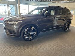 Grå Begagnad 2023 Volvo XC90 Ultimate SUV | 699 500 kr