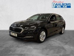Svart (black magic pearl) Begagnad 2021 Skoda Octavia Style Kombi | 284 900 kr (Lite dyr)
