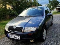 Grå Begagnad 2004 Skoda Fabia Halvkombi | 11 500 kr (Bra pris)