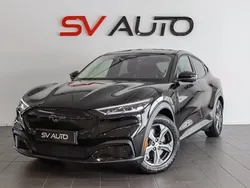 Svart Begagnad 2021 Ford Mustang Mach-E SUV | 424 900 kr (Lite dyr)
