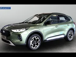 Grön Ny 2024 Ford Kuga Business Edition SUV | 544 400 kr