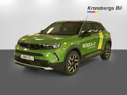 Matcha greenmetallick Begagnad 2022 Opel Mokka-e Ultimate SUV | 299 900 kr (Dyr)