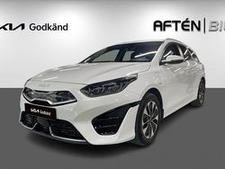 Vit Begagnad 2024 Kia Ceed Advance Halvkombi | 309 800 kr (Lite dyr)