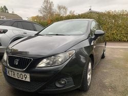 Grå Begagnad 2010 Seat Ibiza Style Halvkombi | 30 900 kr