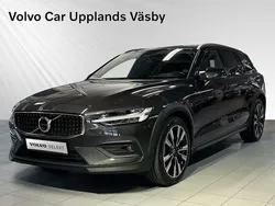 Begagnad 2024 Volvo V60 CC Kombi | 464 900 kr (Marknadspris)